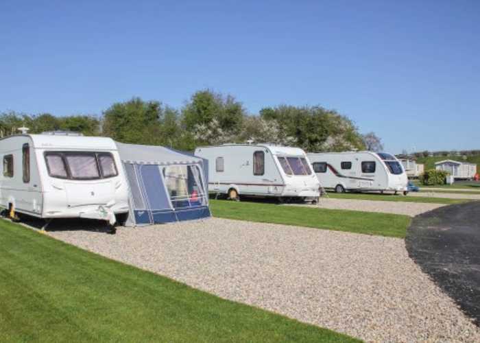 What is a Fully Serviced Motorhome_Caravan Pitch